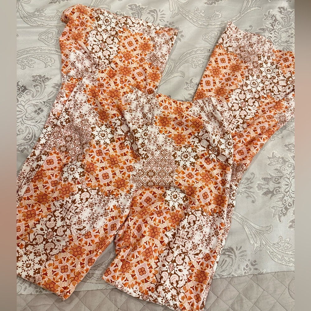 Flare pants size small wore once 😊